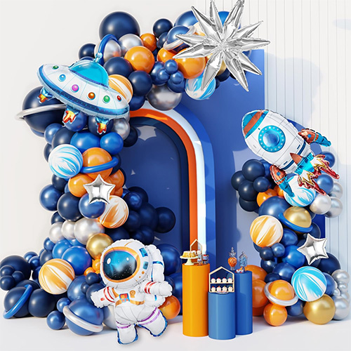 Garland balon angkasa